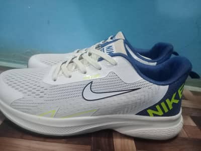  Original Nike Shoes, Whatsapp me now +92 325 9271 126