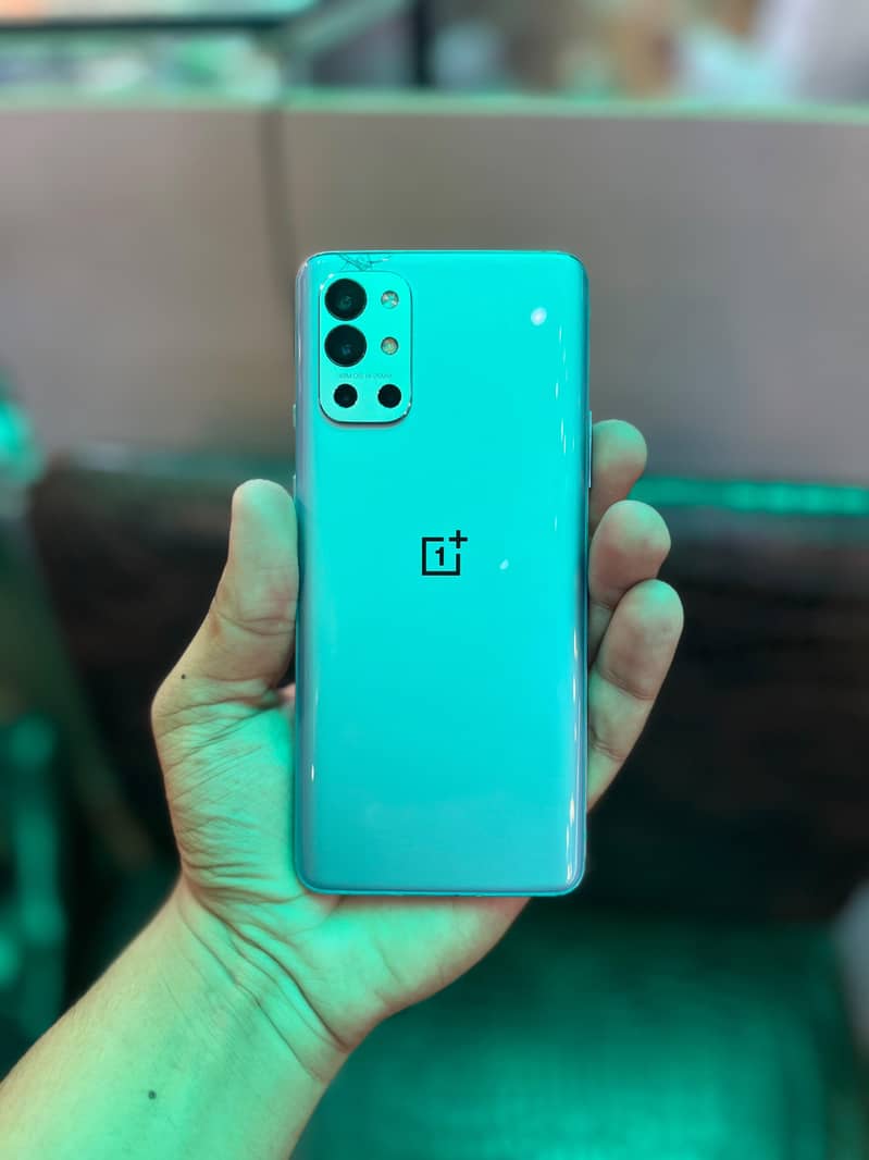 One Plus 9R 3