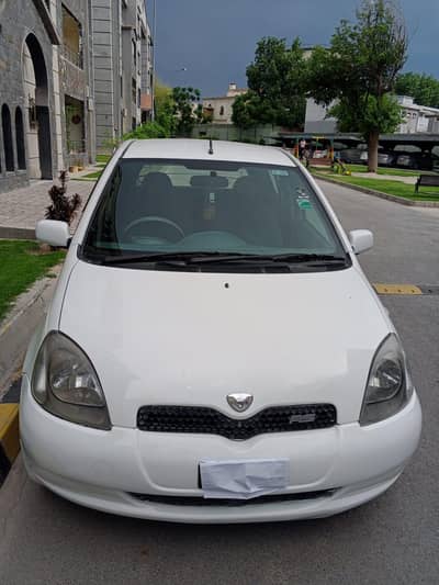 Toyota Vitz 2000