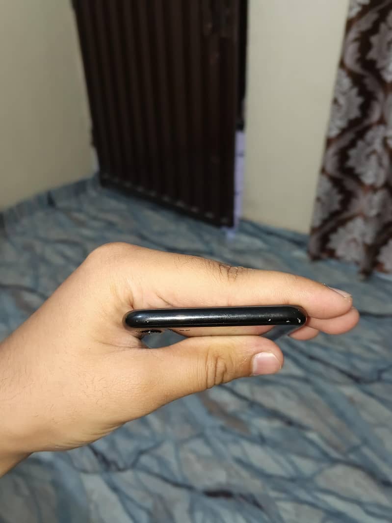 Apple iPhone 7 5