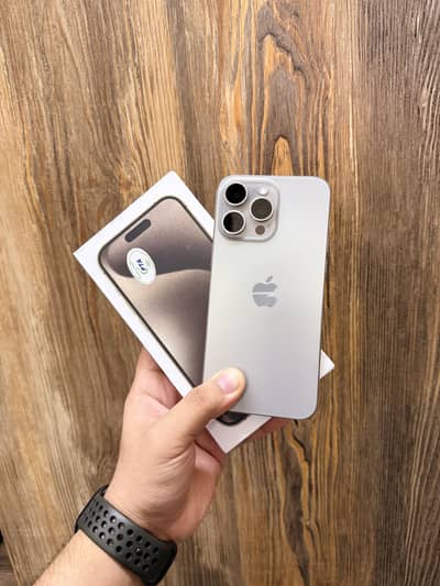 Apple iPhone 15 Pro Max256gb LLA