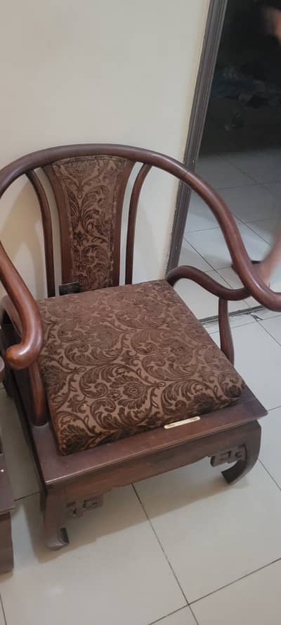 Sofa sets and table for sale