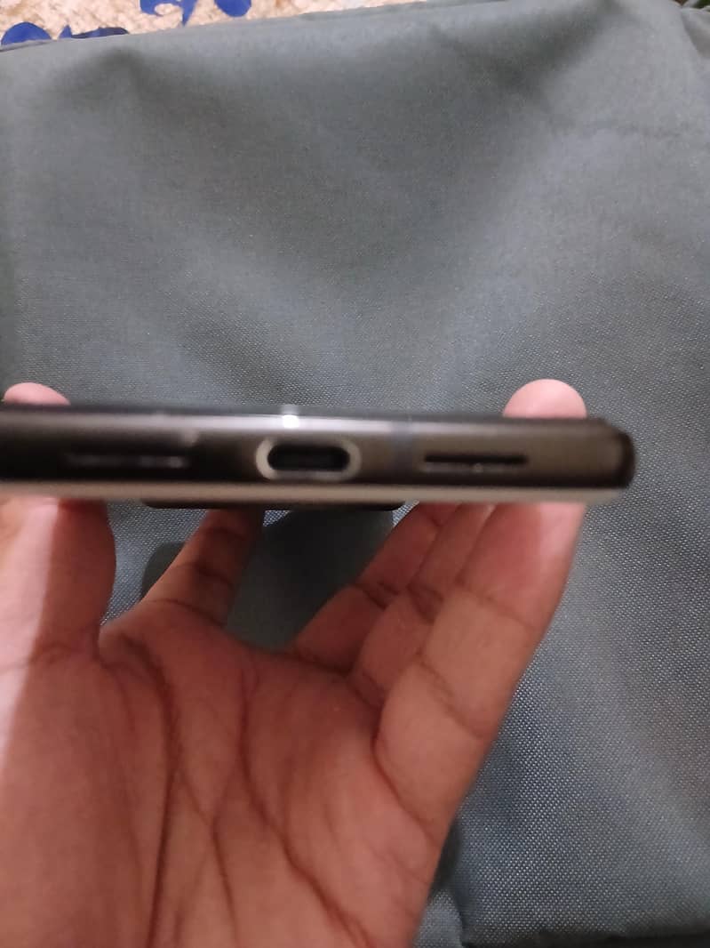 Google Pixel 6 5