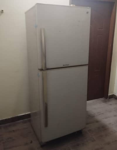 PEL Fridge in Good condition with Stablizer