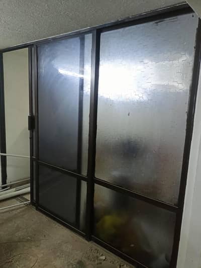 aluminum sliding door with glass