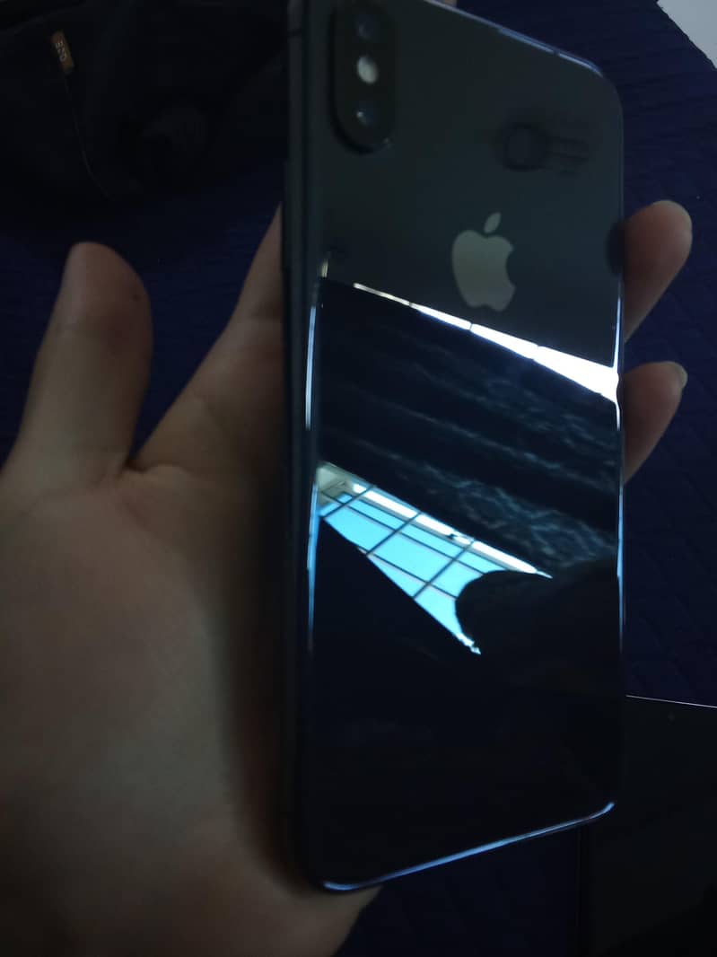 Apple iPhone X 1