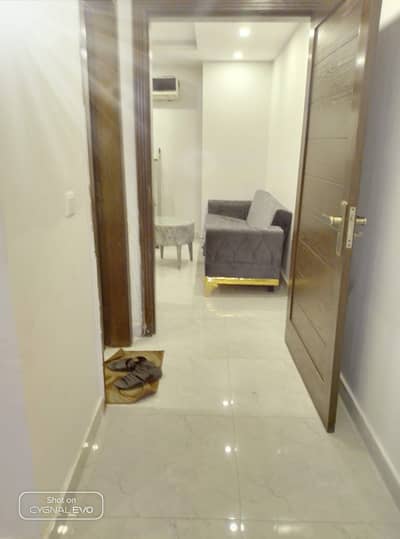 Studio Non Furnished Apartment Available For Rent In Sector E Bahria Town Lahore