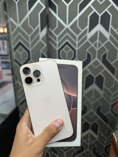 Apple iPhone 16 Pro Max