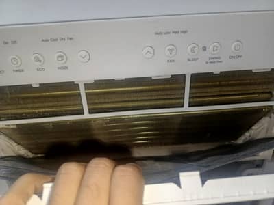 midea window ac 110 wala h.