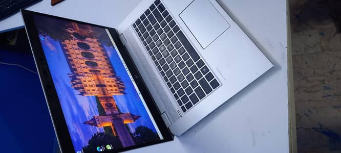 HP EliteBook 1050 G1 with NVIDIA 1050Ti Graphics card Gaming Rendering