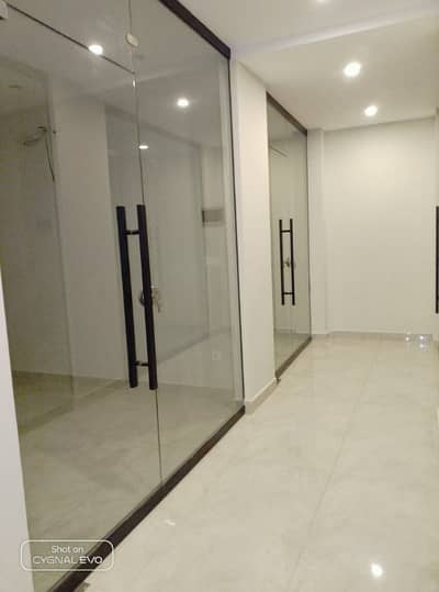 Commercial Space of 450 Sq Feet Available For Rent In Sector E Bahria Town
