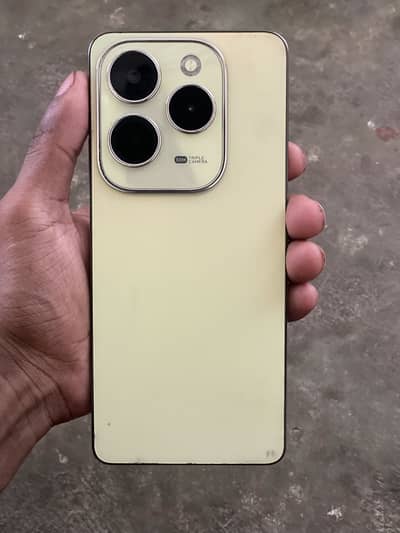Infinix hot 40