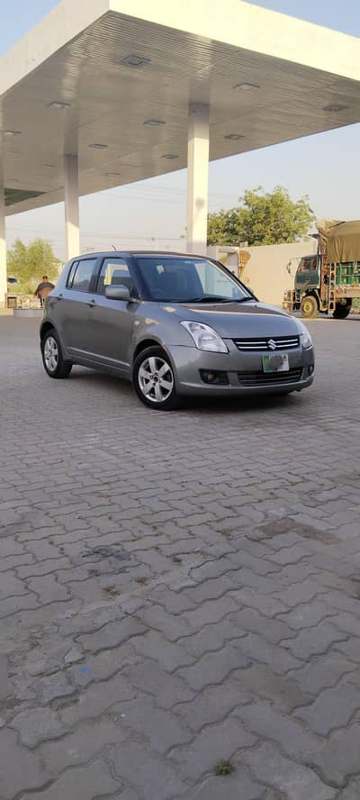 Suzuki Swift DLX 2015