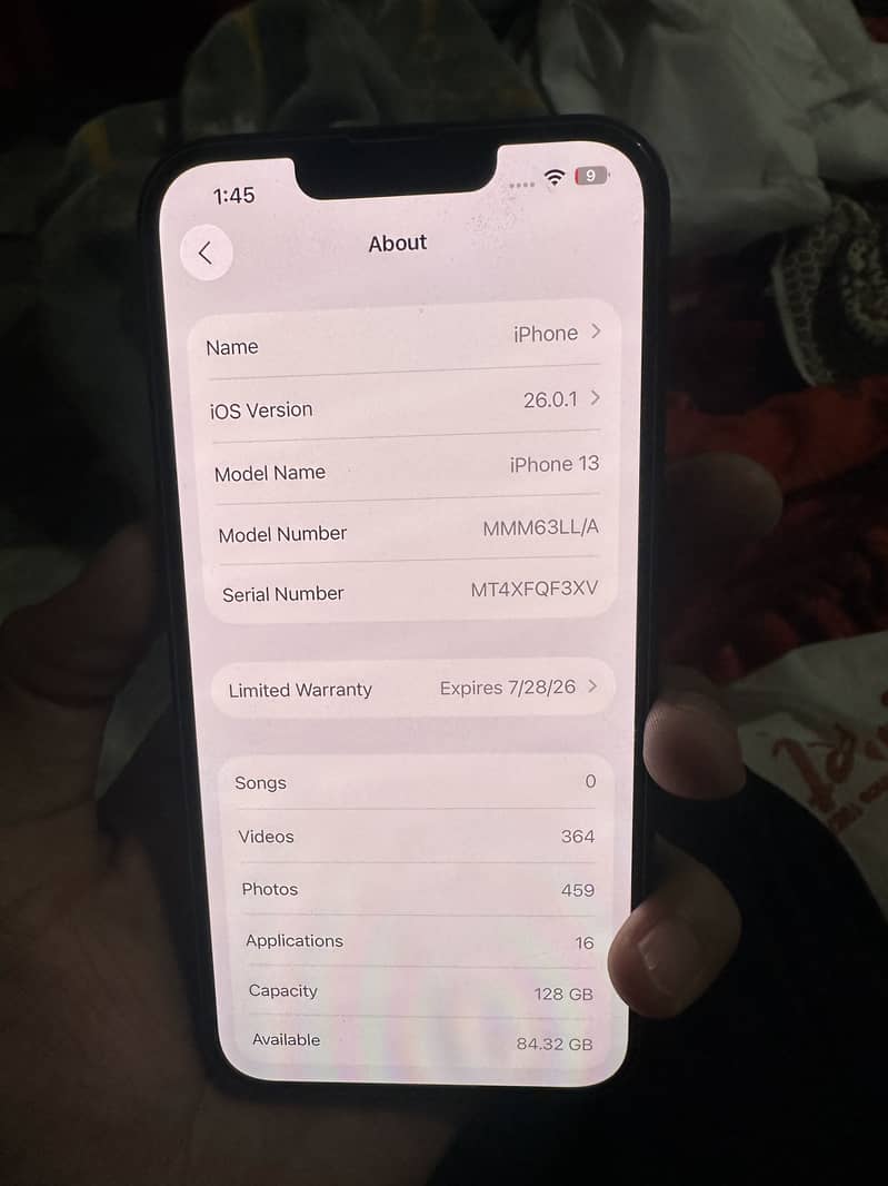 Apple iPhone 13 2