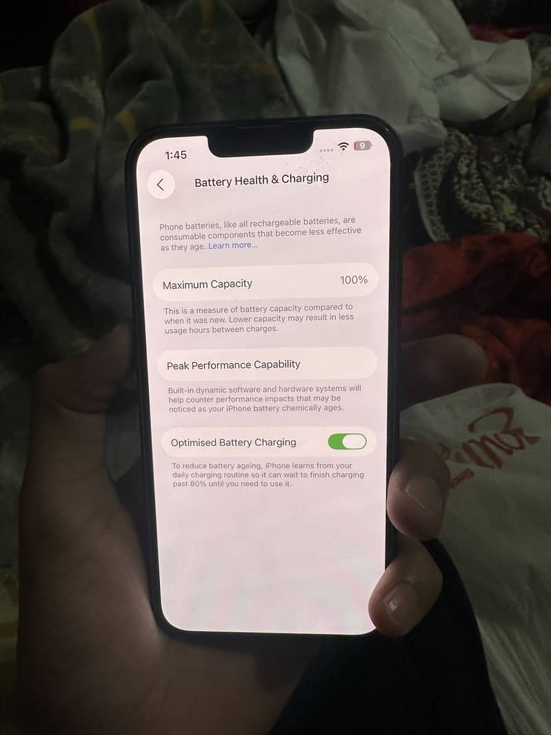 Apple iPhone 13 4