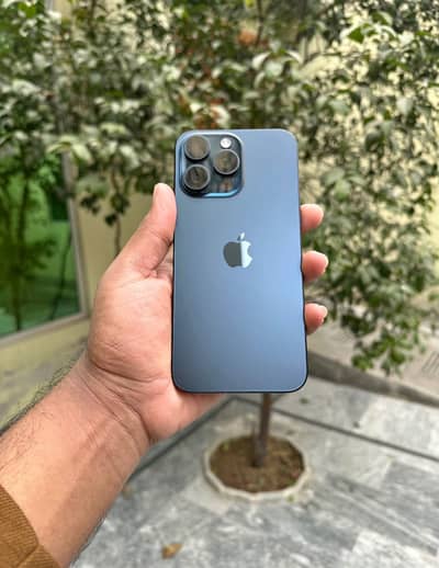 iPhone 12 pro max waterproof.