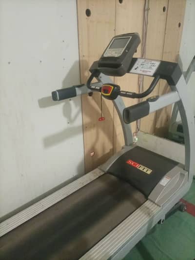 Commercial Grade SCIFIT Motorized Treadmill for Sale – Heavy Duty