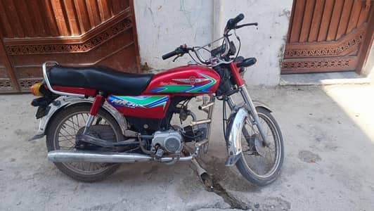 70cc Metro bike totally hinda 70 shape