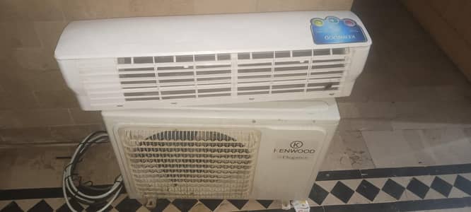 Kenwood 1 ton AC