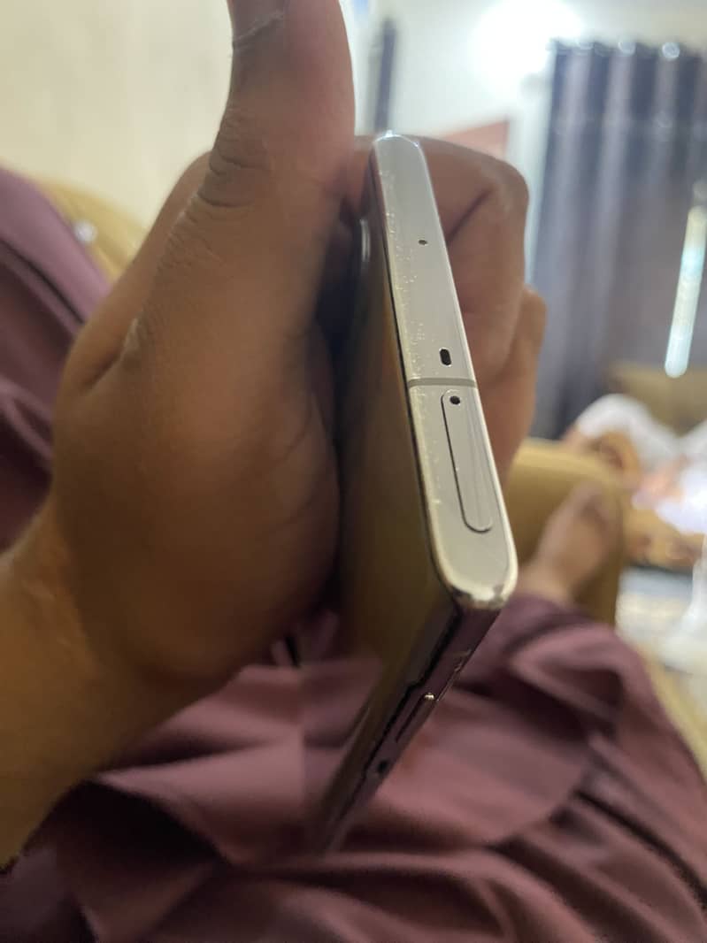 Note 10 0