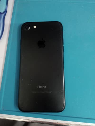 Apple iPhone 7