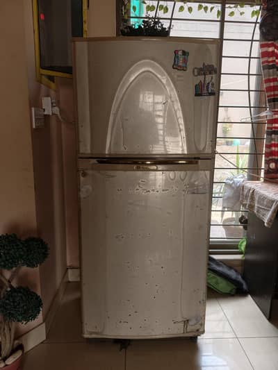 Dawlance refrigerator