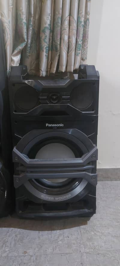 panasonic pair of powerful party speaker like new