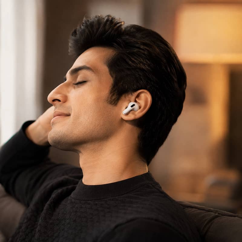 Pro 2 Wireless Earbuds 1