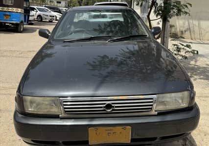 Nissan Sunny 1993