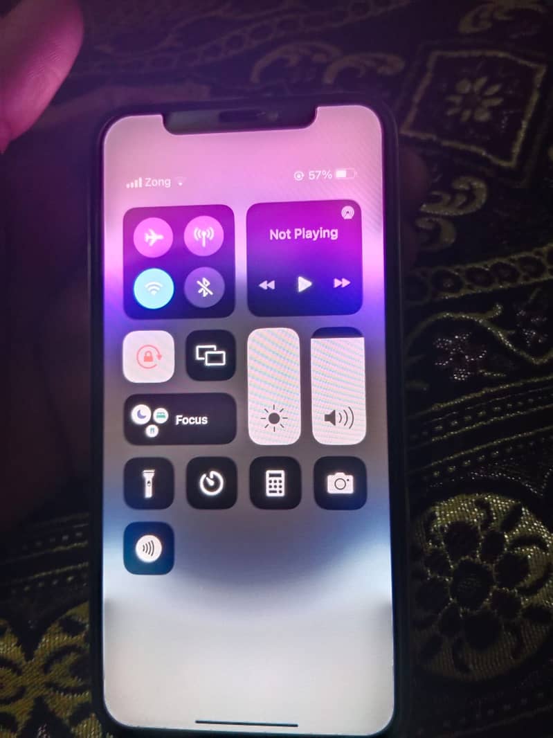 Apple iPhone X 3