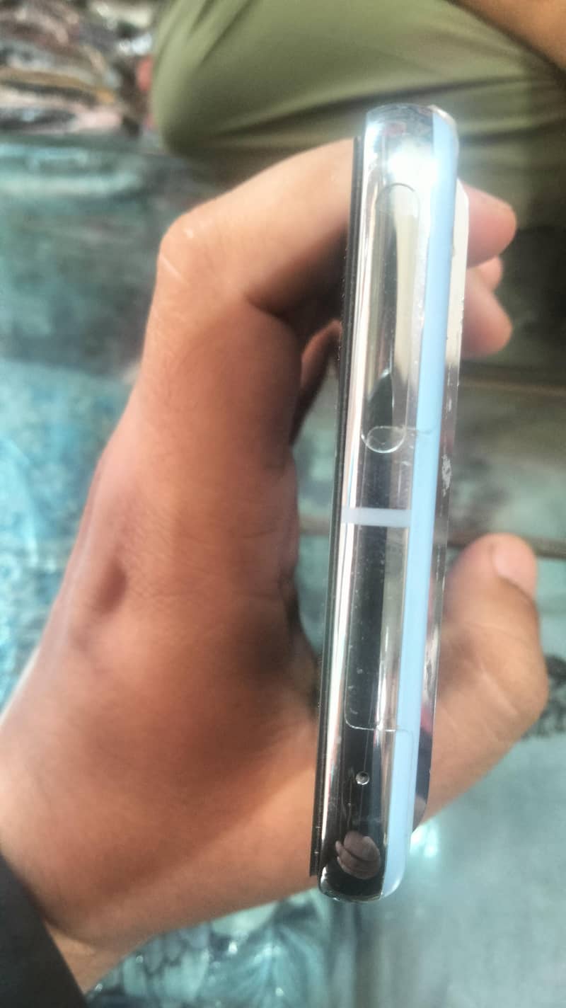 Google Pixel 8 Pro 3