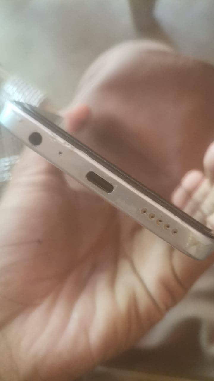 Dcode Bold 4 0