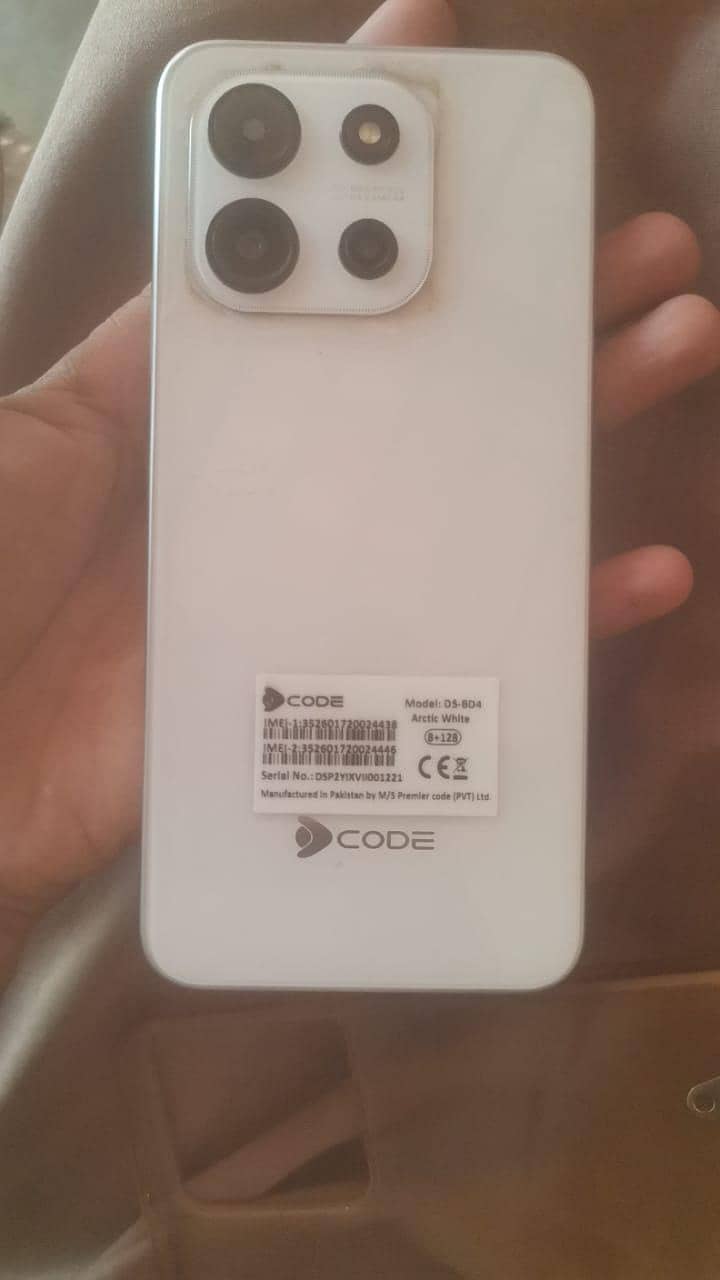 Dcode Bold 4 3