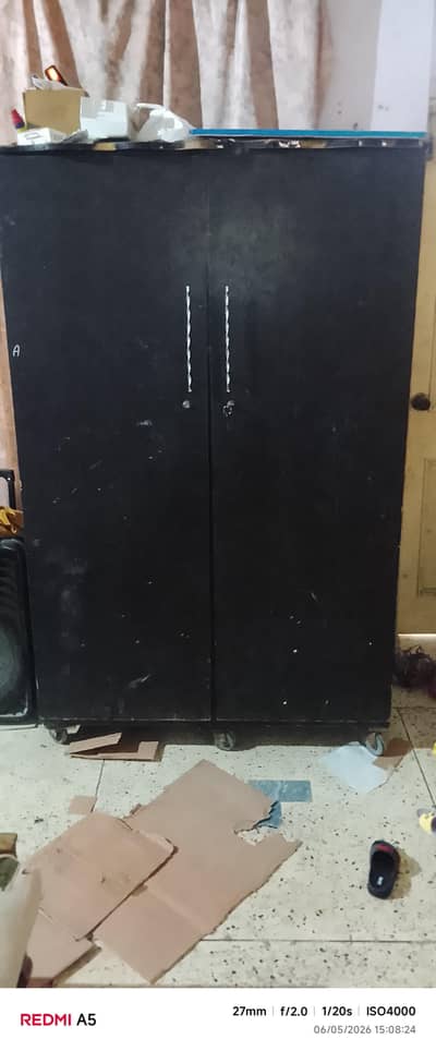 Almari good condition for sale