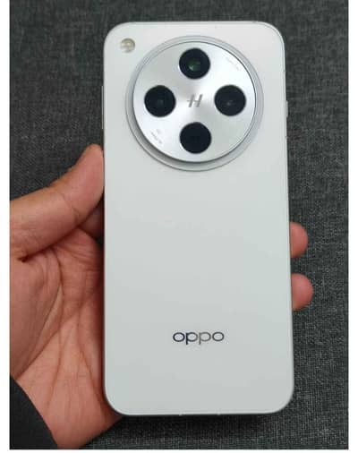 Oppo find x8