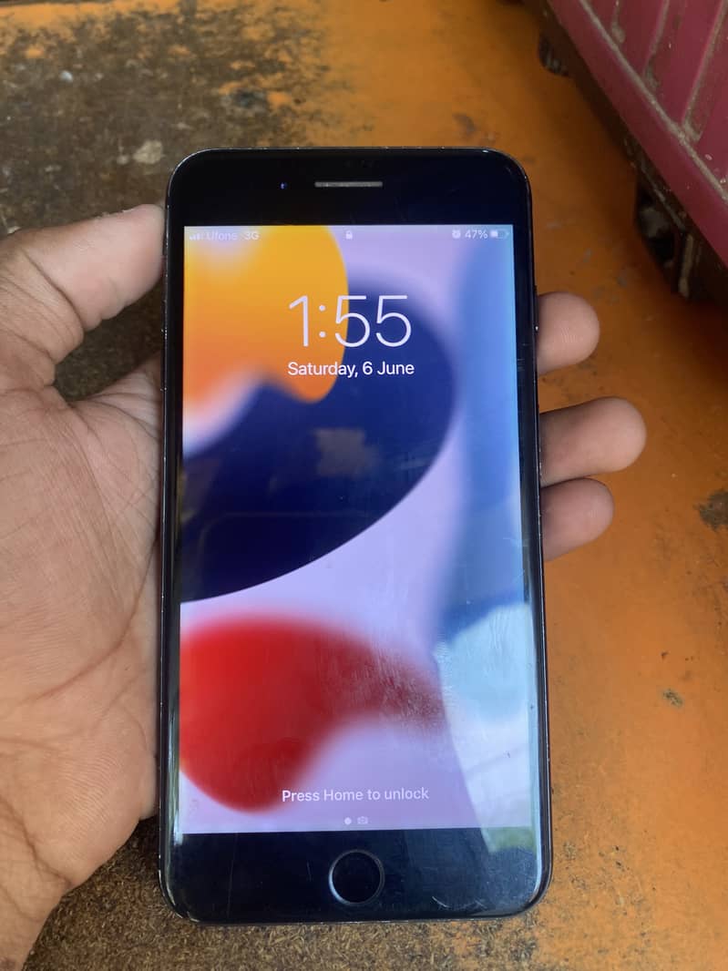 Apple iPhone 7 Plus 4