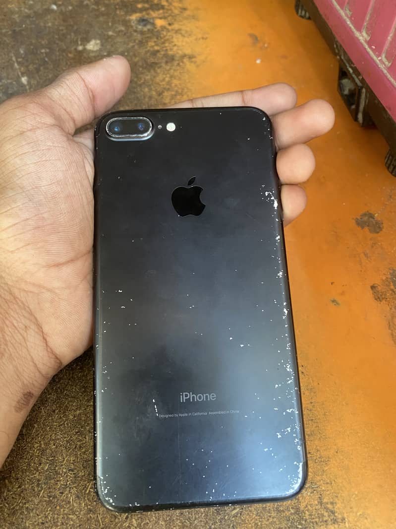 Apple iPhone 7 Plus 5