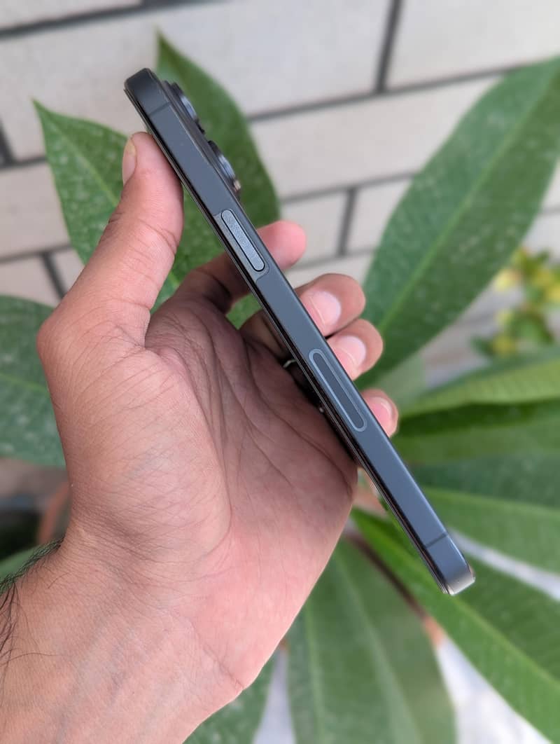Mobile 1