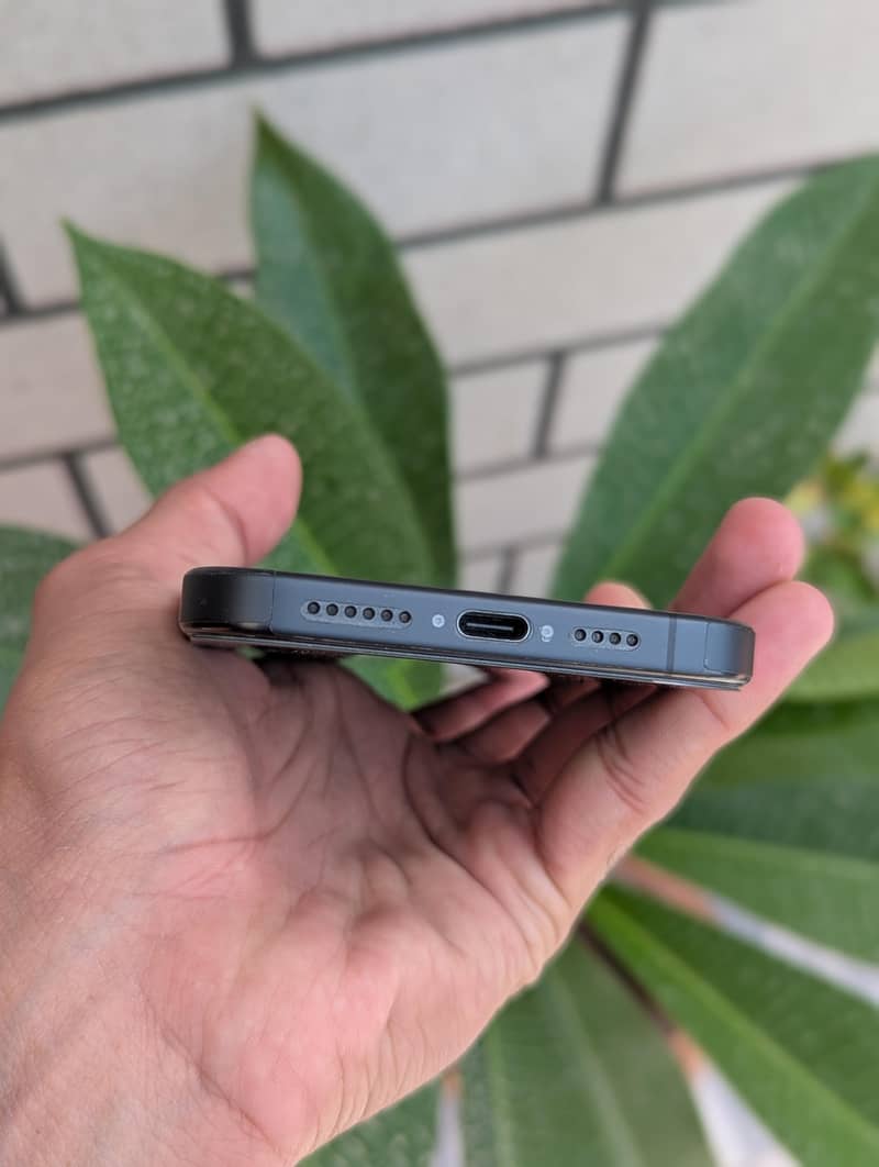 Mobile 4