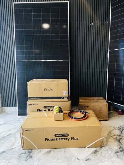Solis 6 ,8, 10,12kw Hybrid invters available
