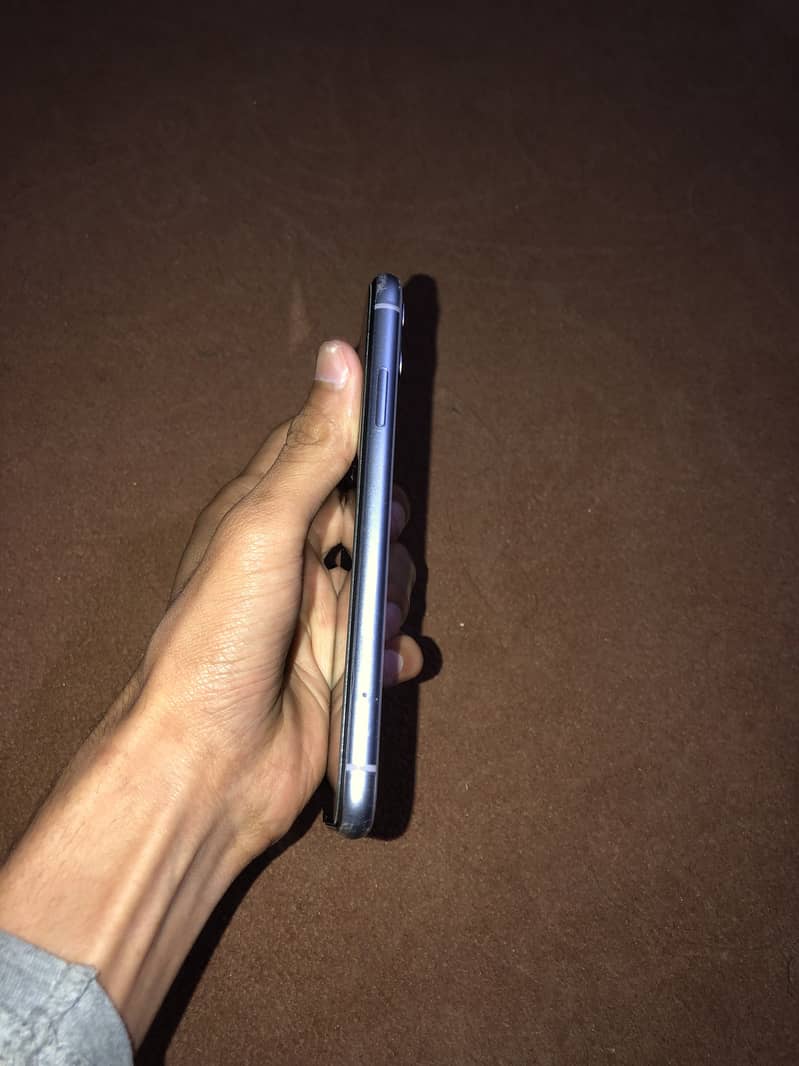 Apple iPhone 11 1