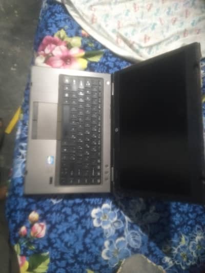 Dell laptop core i3 processor 4GB ram Rome 128 GB ssd