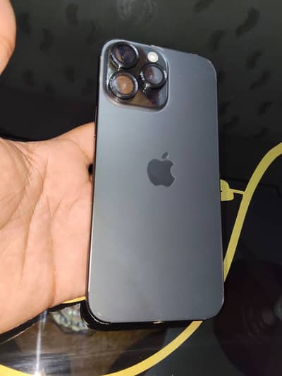 Apple iPhone 16 Pro Max
