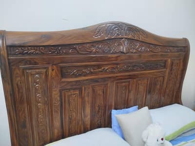 Pure Chinoti Bed Set with side tables and Dressing Tables