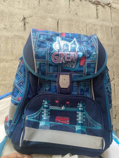 Boys School Beg | Lunda Secondhand Beg