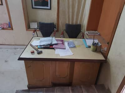Office table