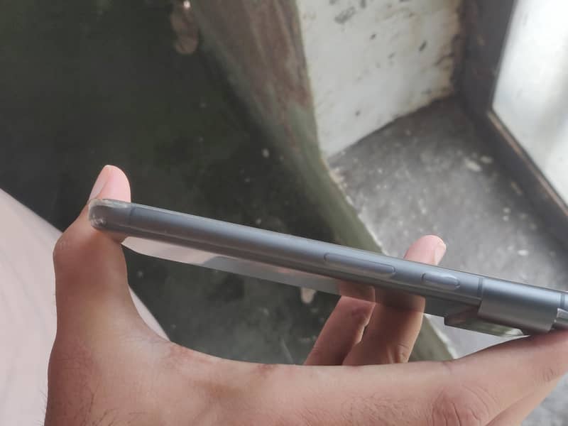 Google Pixel 8 2
