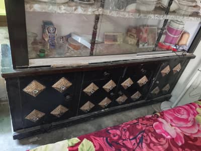 bed set and showcase