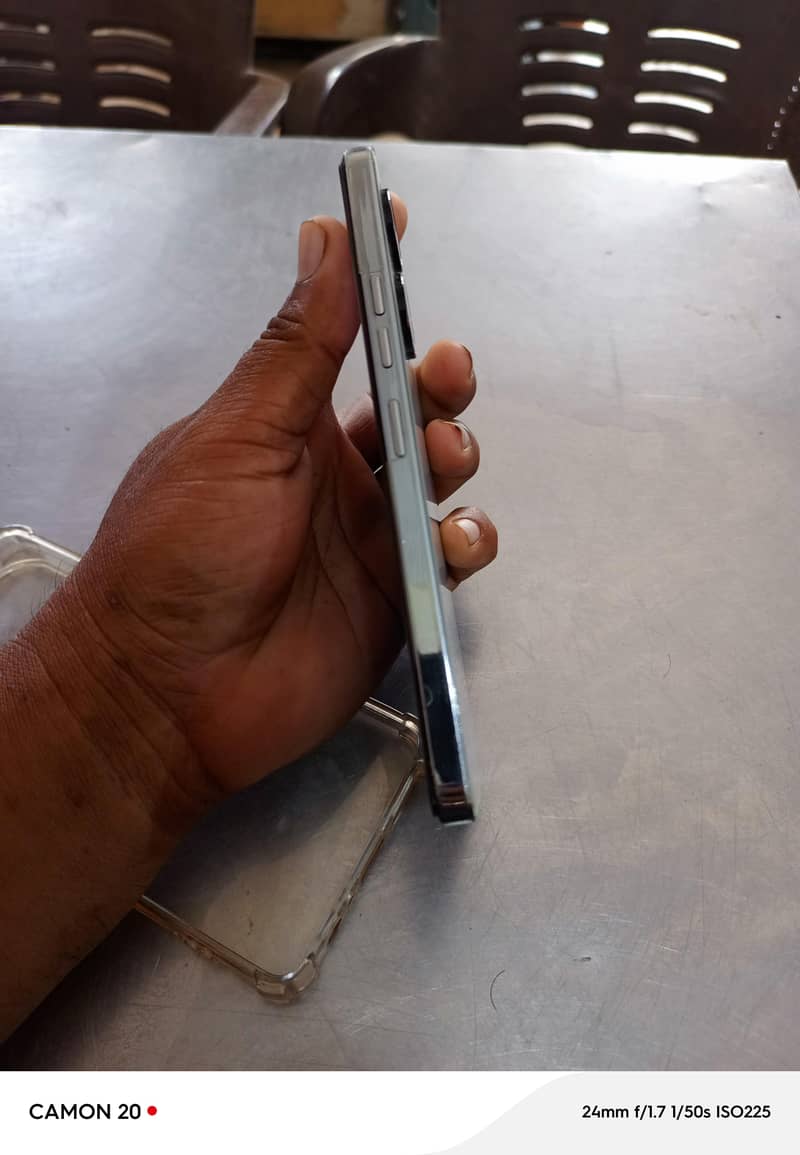 Tecno CAMON 20 2