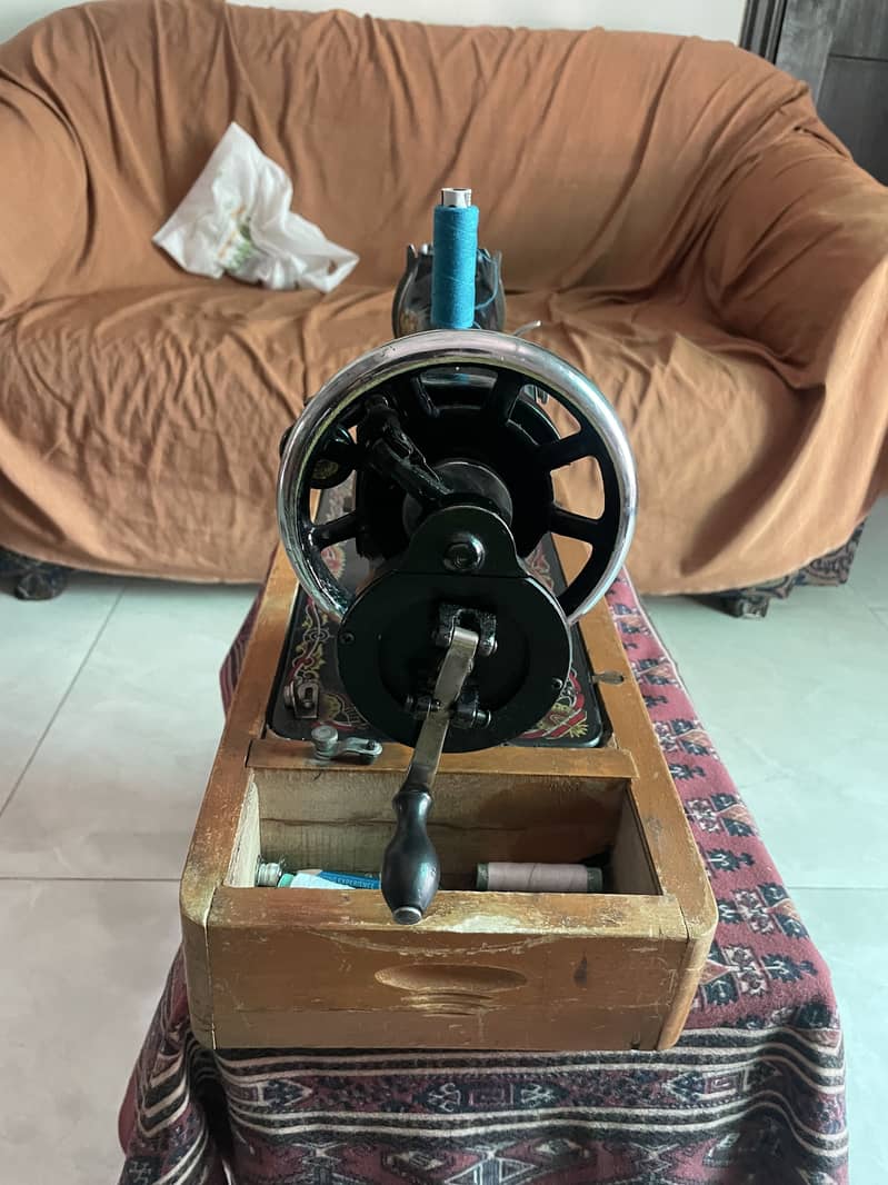 Singer swing machine 2